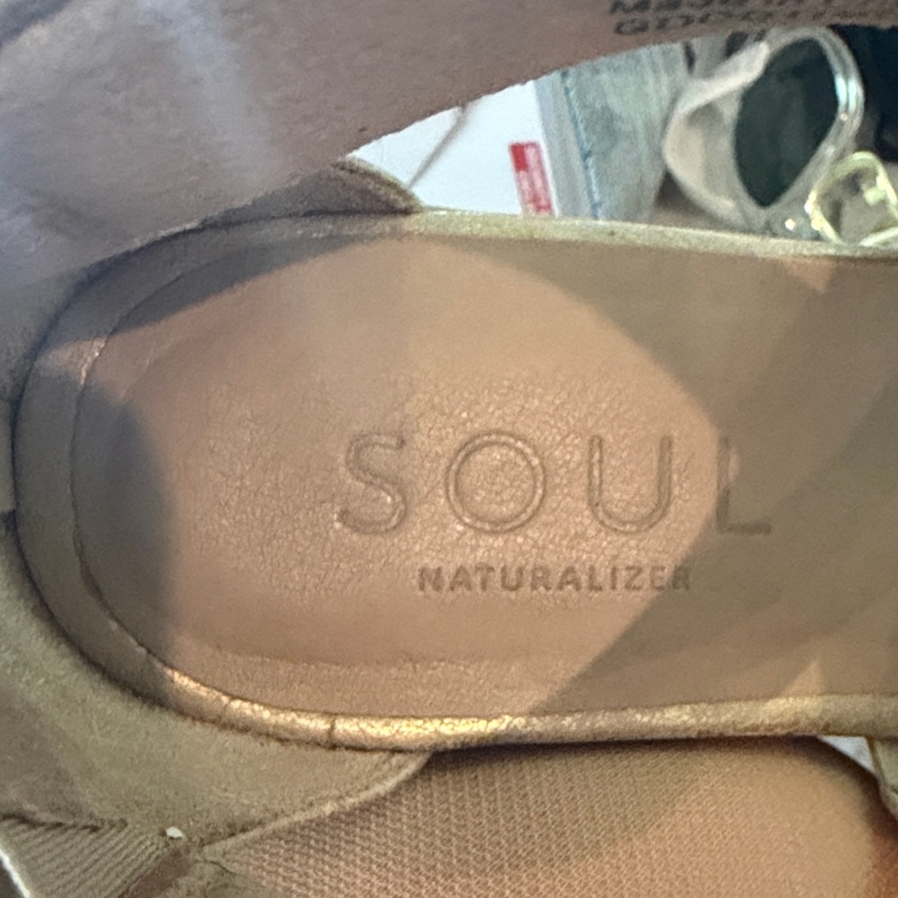 SOUL Naturalizer Metallic Gold Crisscross Wedge Sandals - Picture 9 of 9